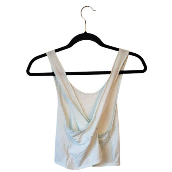 Nike Women's Mint Green Cropped Mesh Tank Top Size M - Picture 2 of 5